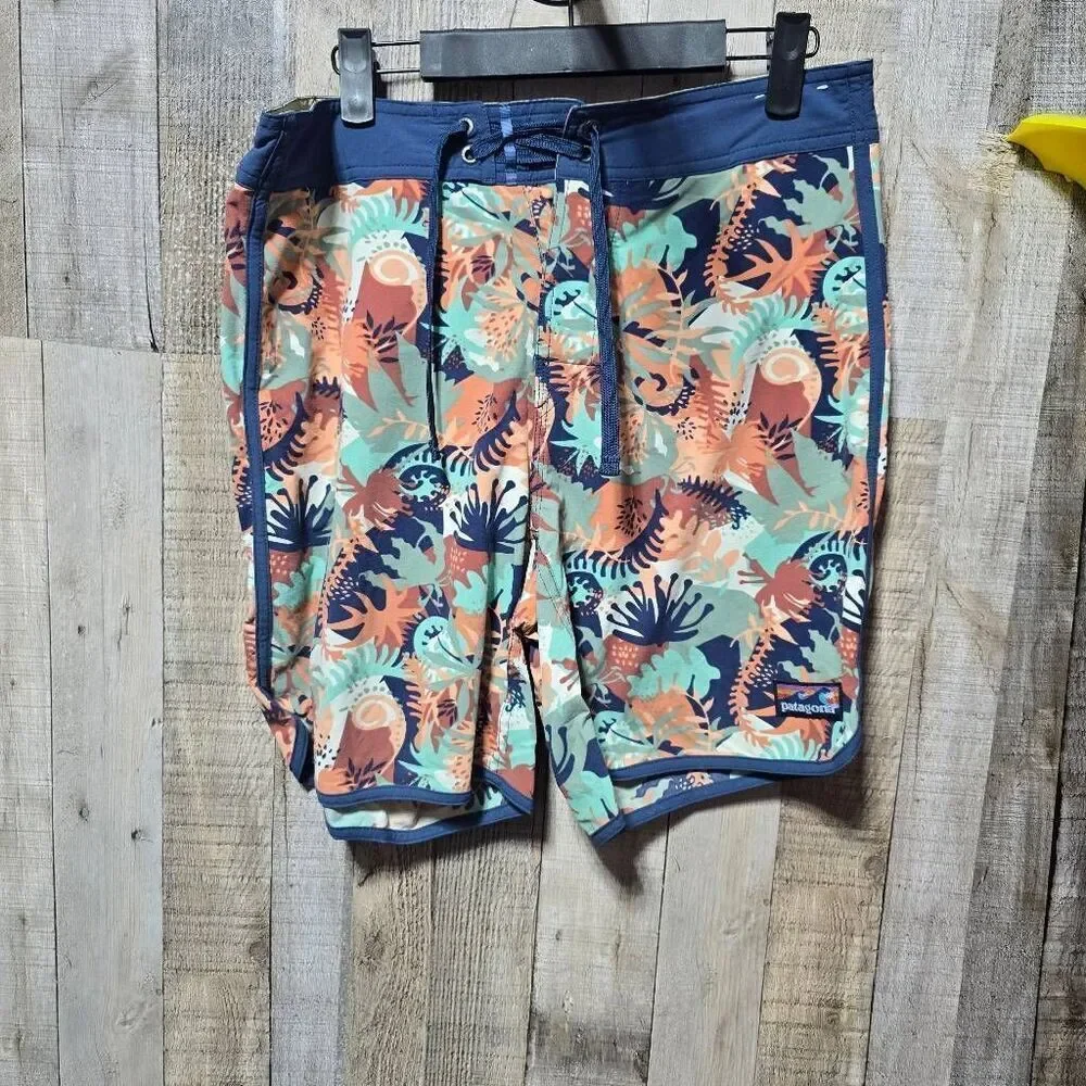 Patagonia Wavefarer Boardshort Scallop Hem Stretch 30 Beach Swim Coastal Surf